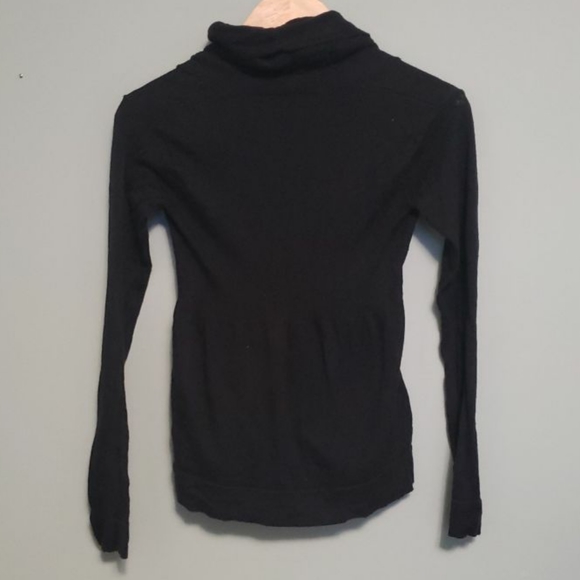 Kenziegirl for Aritzia black cardigan - Picture 6 of 7